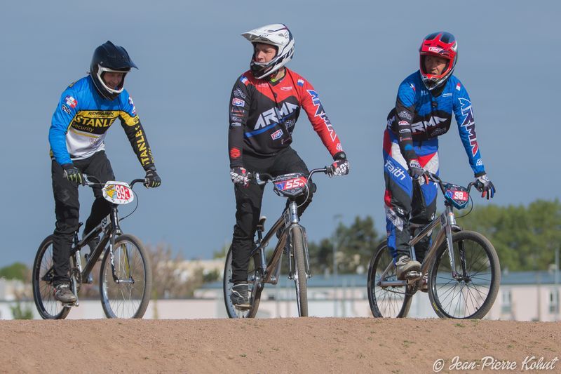 7s2a1437_resultat_resultat