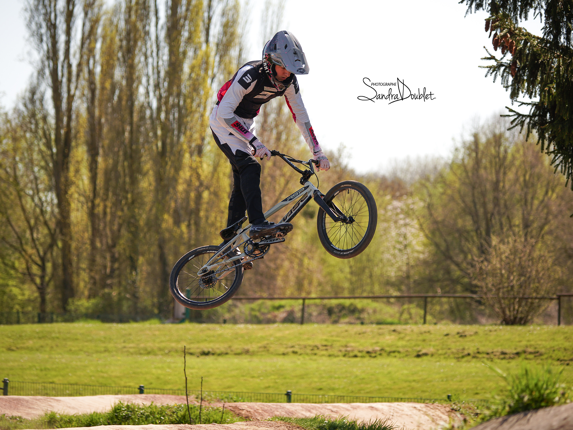 ADONIS-STUDIO-PHOTO-ENTRAINEMENT-BMX-050425-016